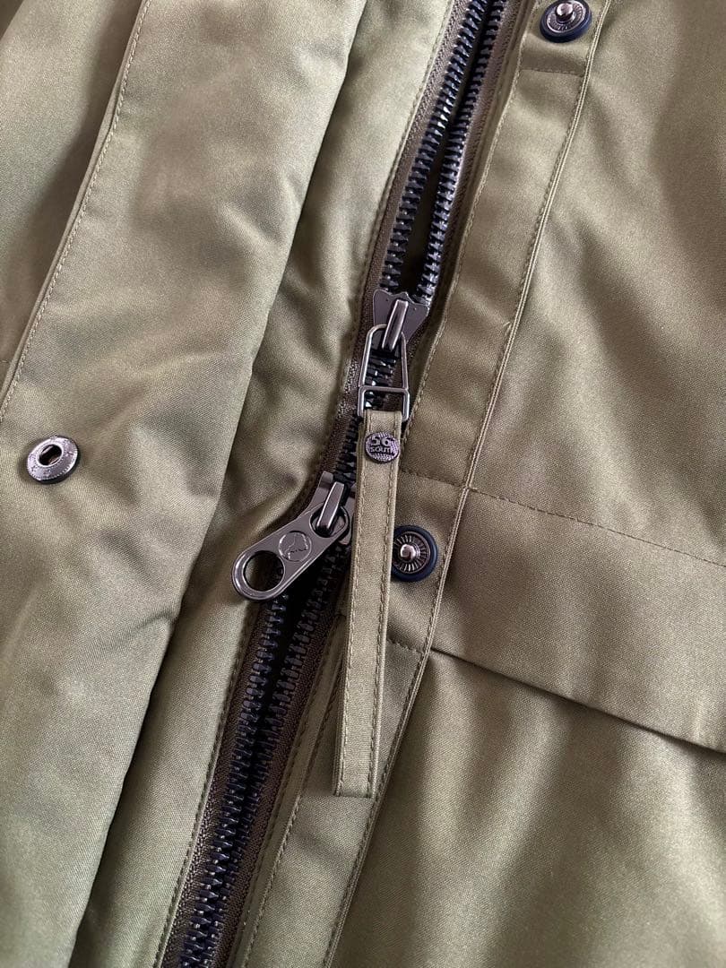 ケープホーン/未使用近 REMOTA リモータ ダウンジャケット カーキ 42