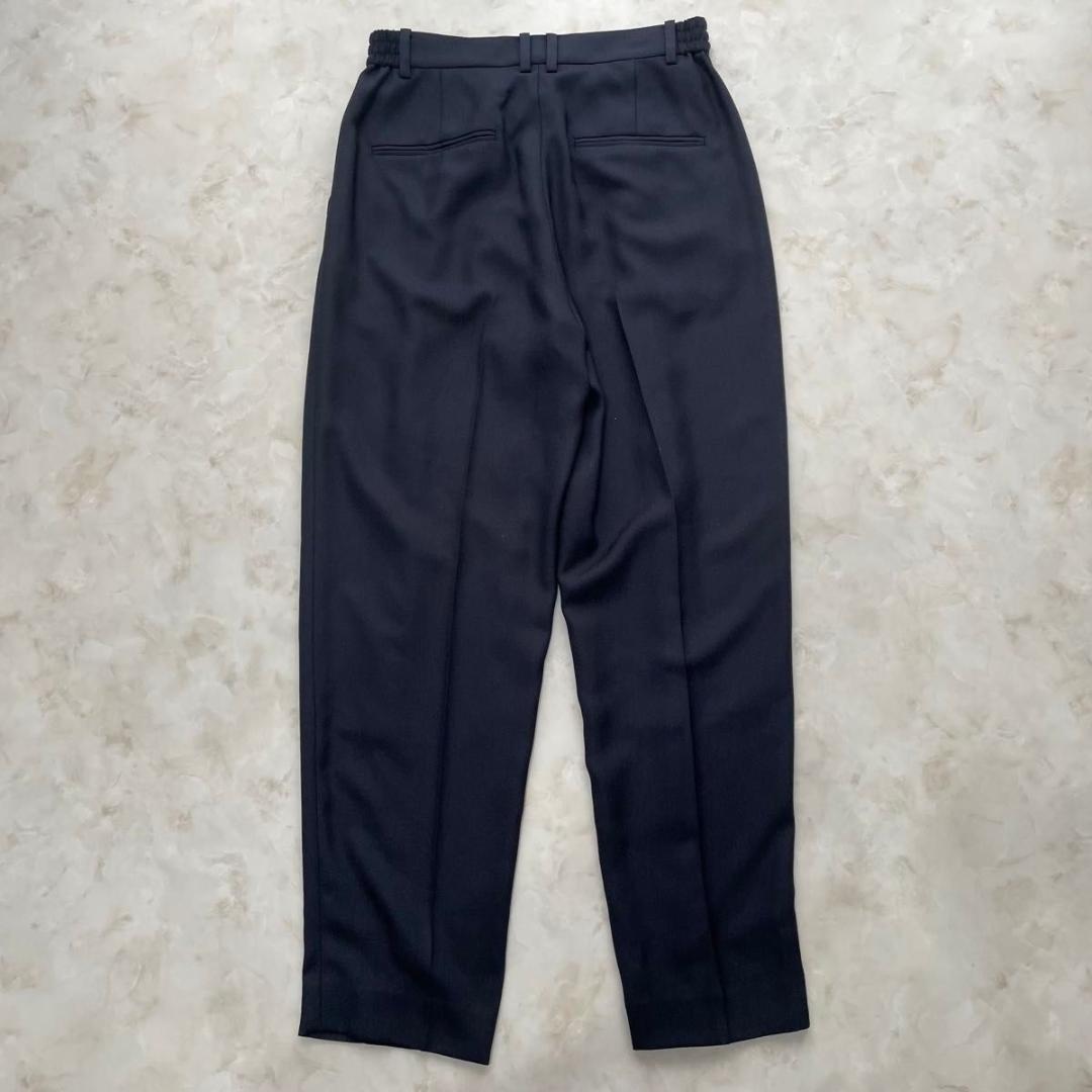 ほぼ未使用　ビューティーアンドユース　セットアップ　パンツスーツ　カラーレス M