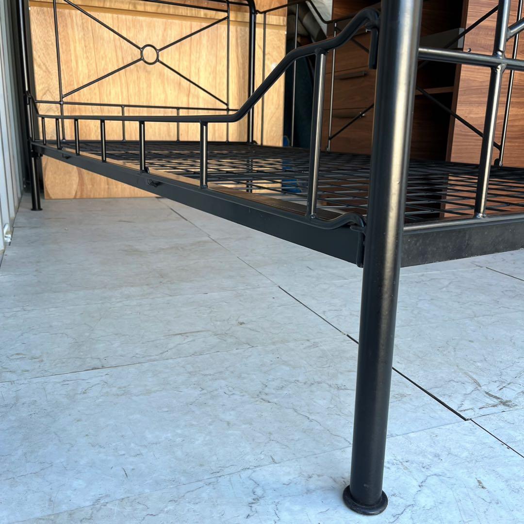 取付無料！ローラアシュレイ 姫系ブラックスチールベッドフレームシングル✨