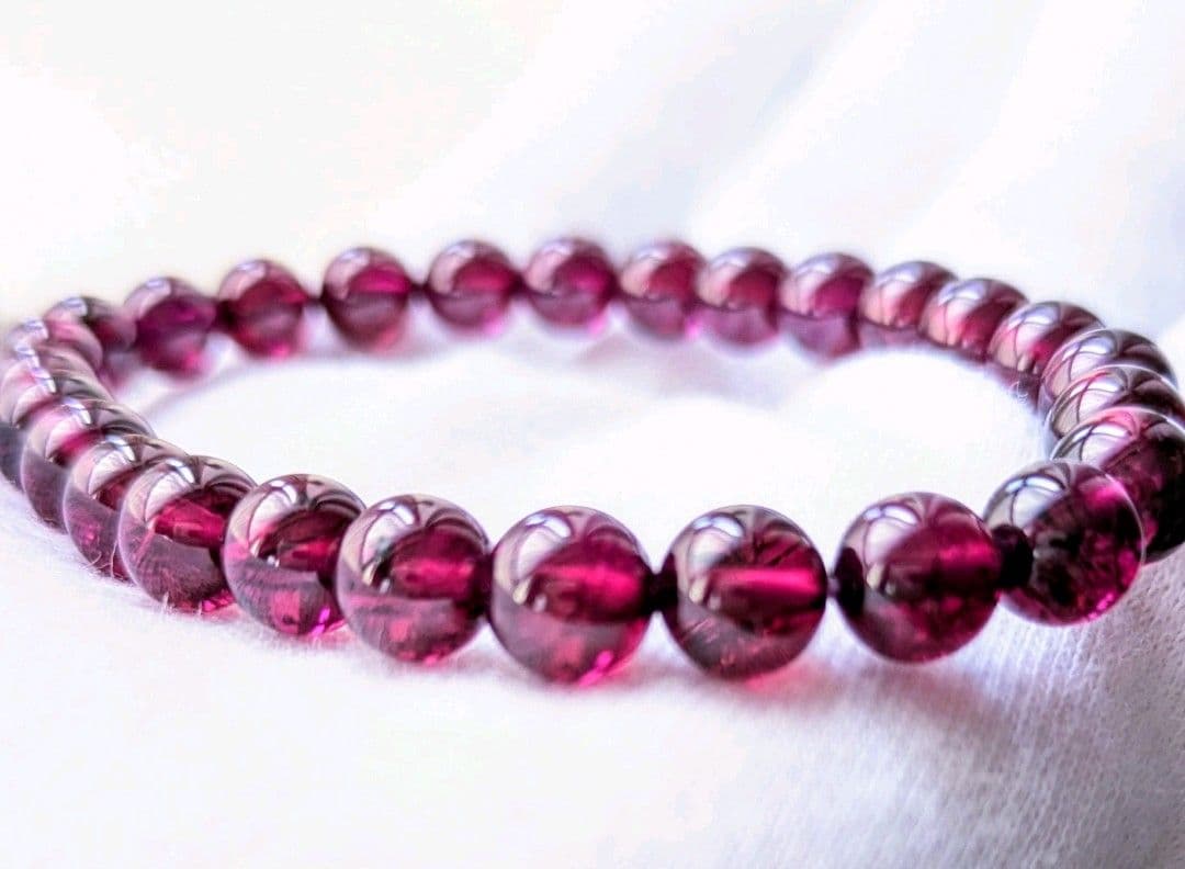 本日限定✿天然美品〘真紅の宝石〙ロードライトガーネット*ブレス【８.8mm珠】