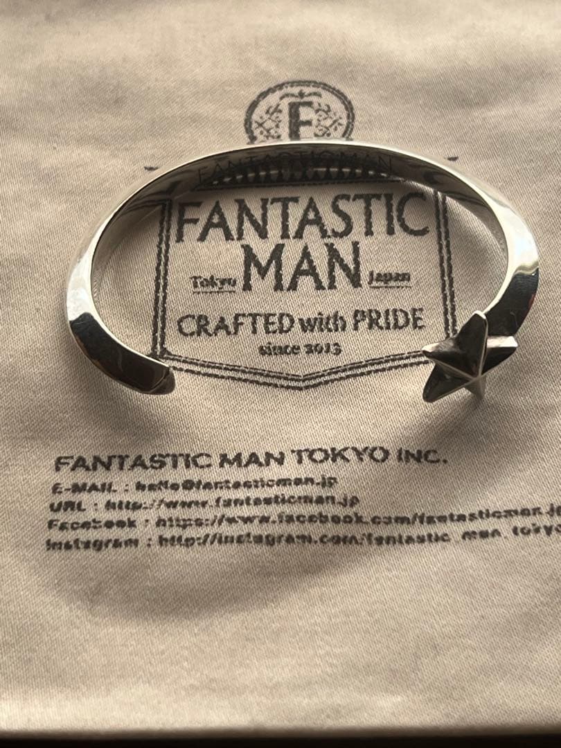 ファンタスティックマン　FANTASTIC MAN バングル