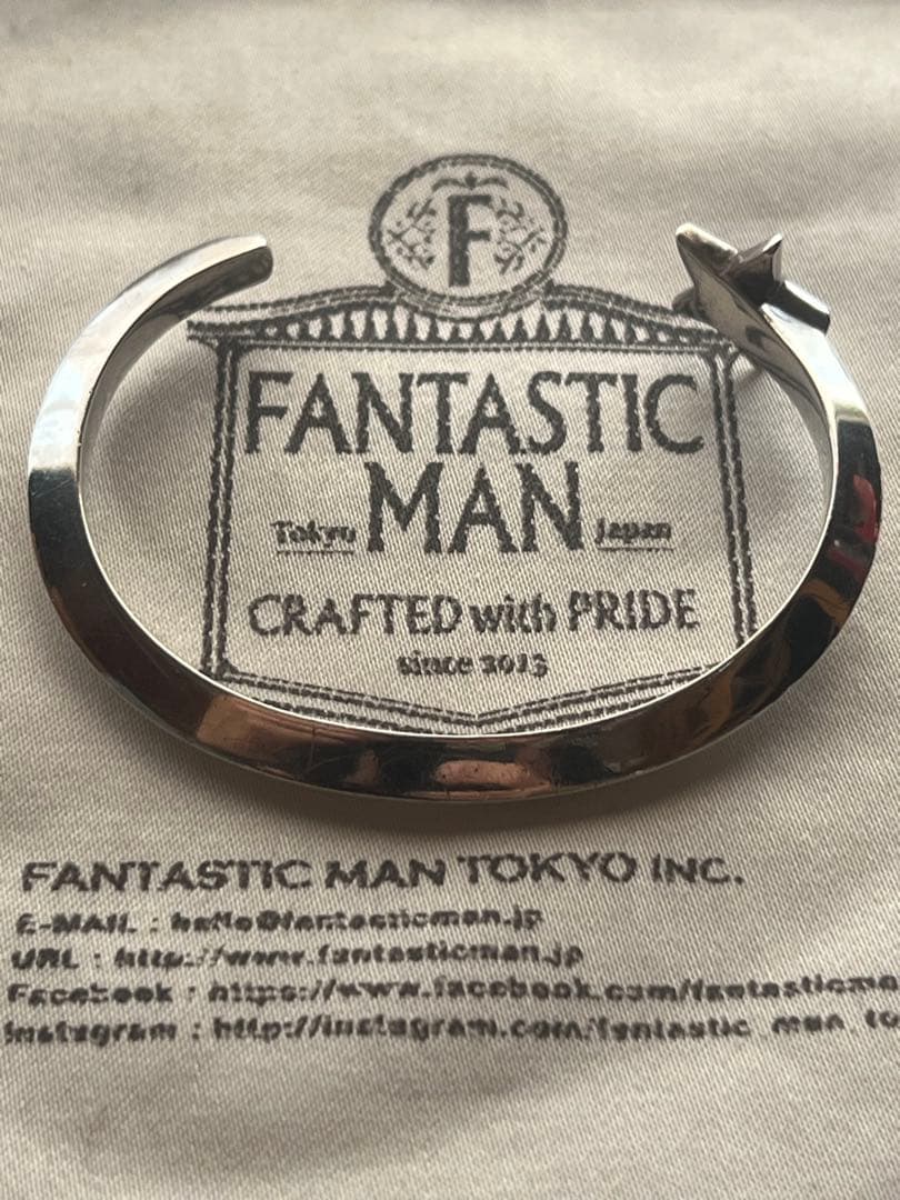 ファンタスティックマン　FANTASTIC MAN バングル
