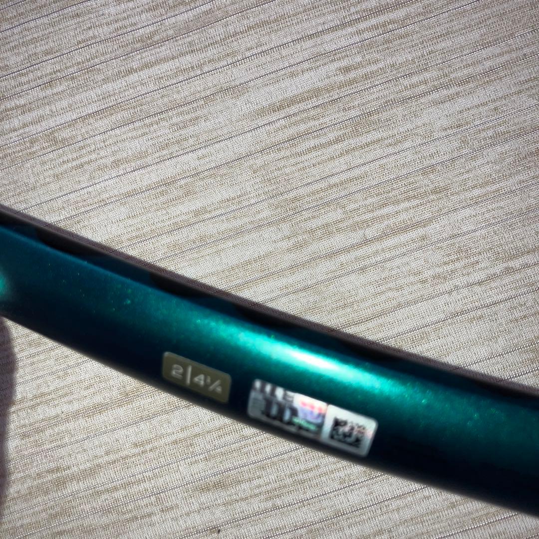 べっきゃむ☆さま専用　Wilson V9 100 16x19 テニスラケット