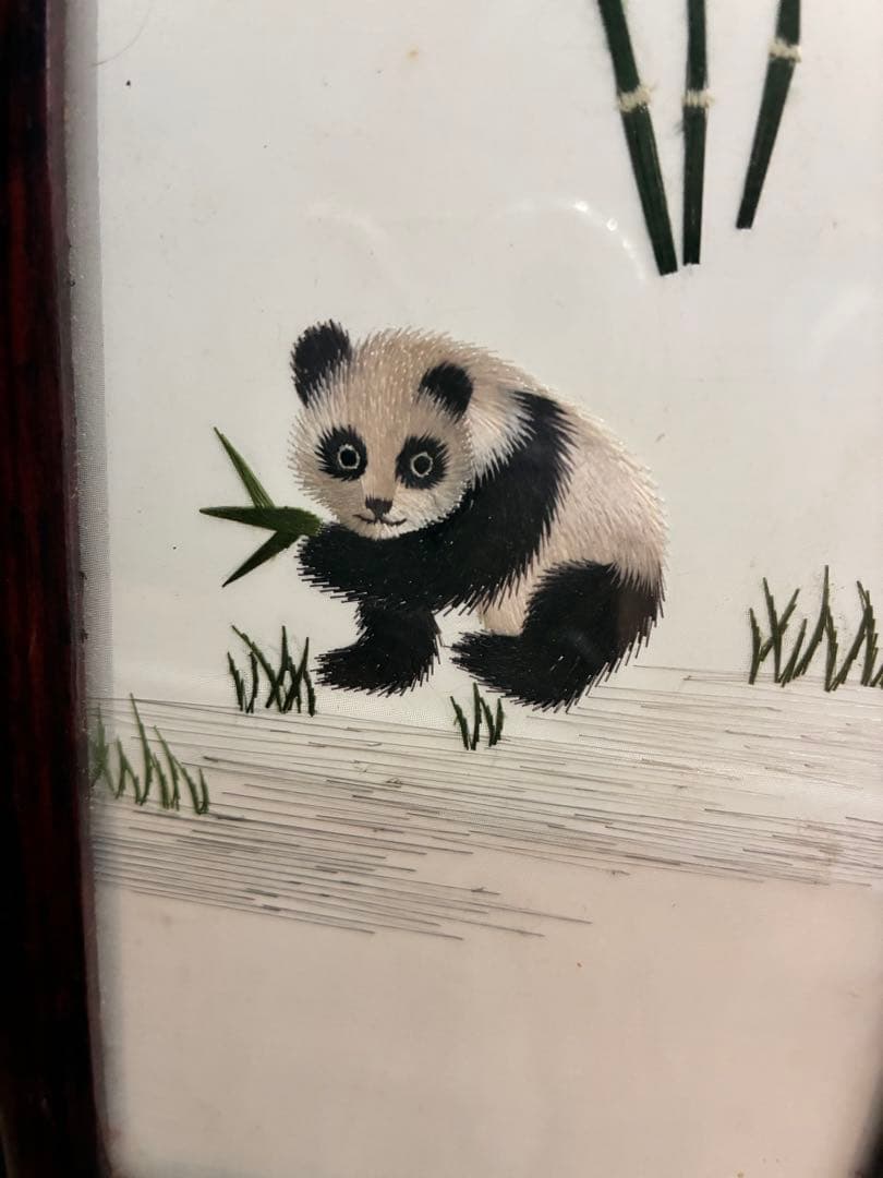 パンダの木製屏風 4つ折り　パンダ　中国製　刺繍