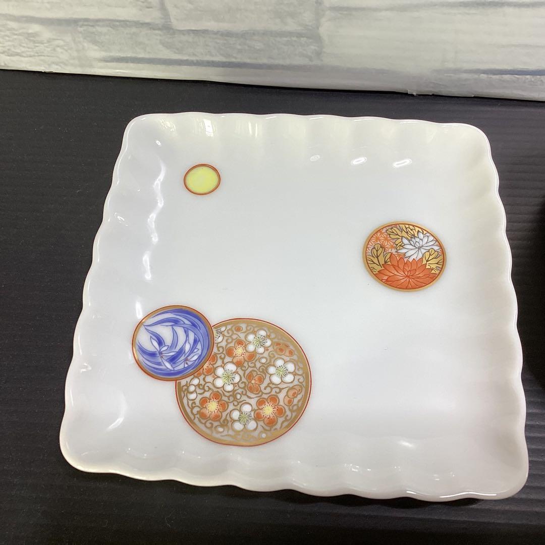 深川製磁　寿赤絵蓋付き角鉢 、小皿、赤絵 丸紋 湯呑み