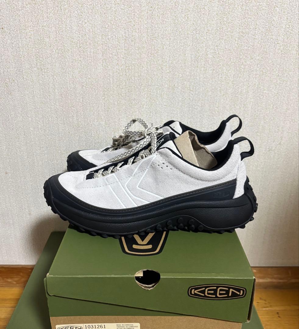 メイ　KEEN KS Mino スニーカー　新品未使用箱付き