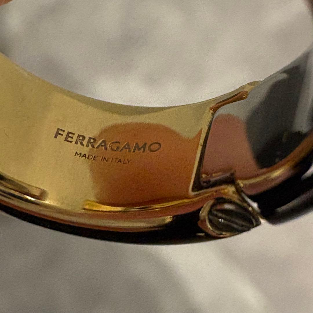 フェラガモ リング シルバー ゴールド バイカラー イタリア製 ガンチーニ 美品