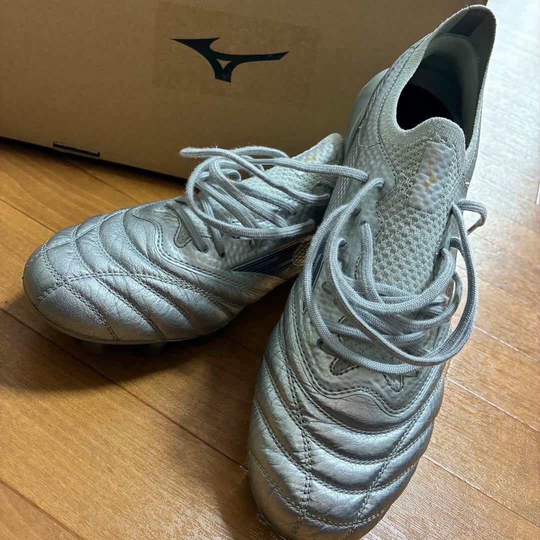 【限定カラー】ミズノ モレリアネオ4β サッカー スパイク 23.5cm