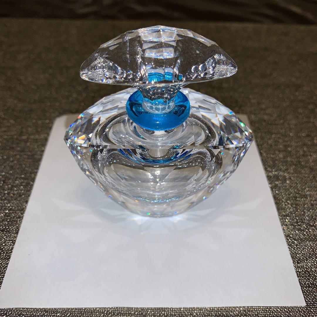 スワロフスキー　パフューム　ボトル