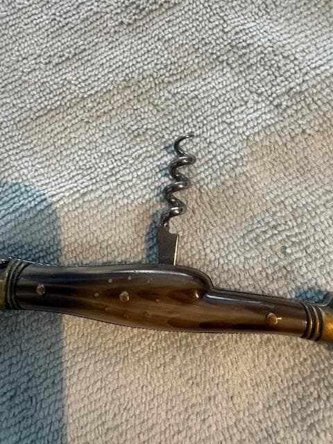 Laguiole(ラギオール)ソムリエナイフ