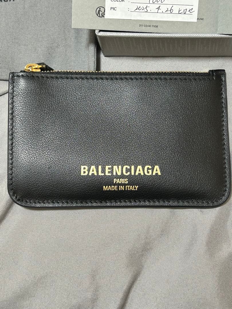 BALENCIAGA 黒 ケース