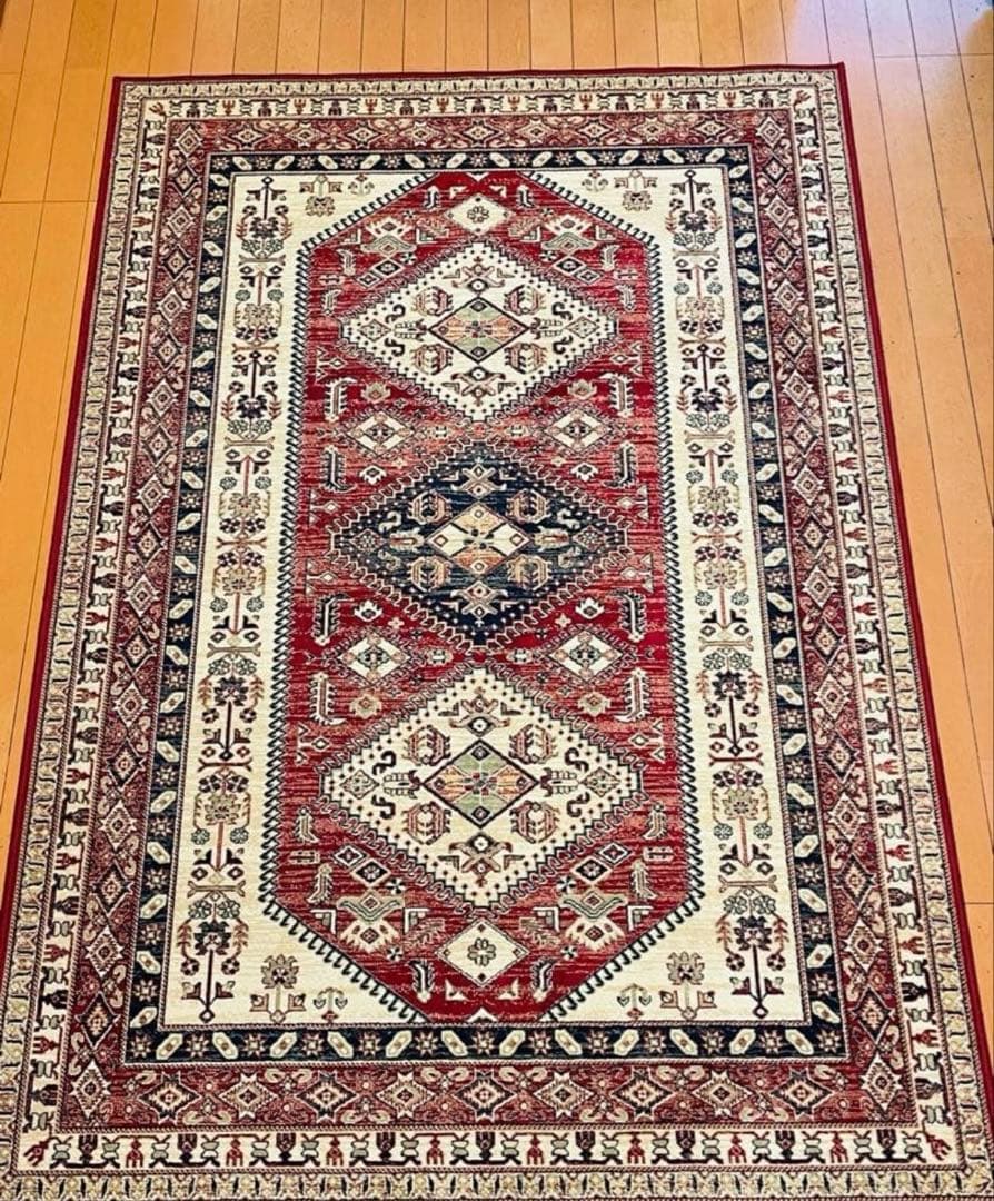 ロウヤ　LOWYA カーペット　ペルシャ風　ラグ　インテリア　マット　ベルギー産