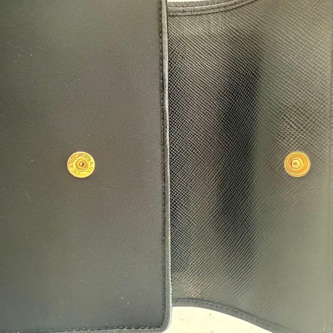 【未使用品】PRADA ブラック ナイロン 二つ折り財布