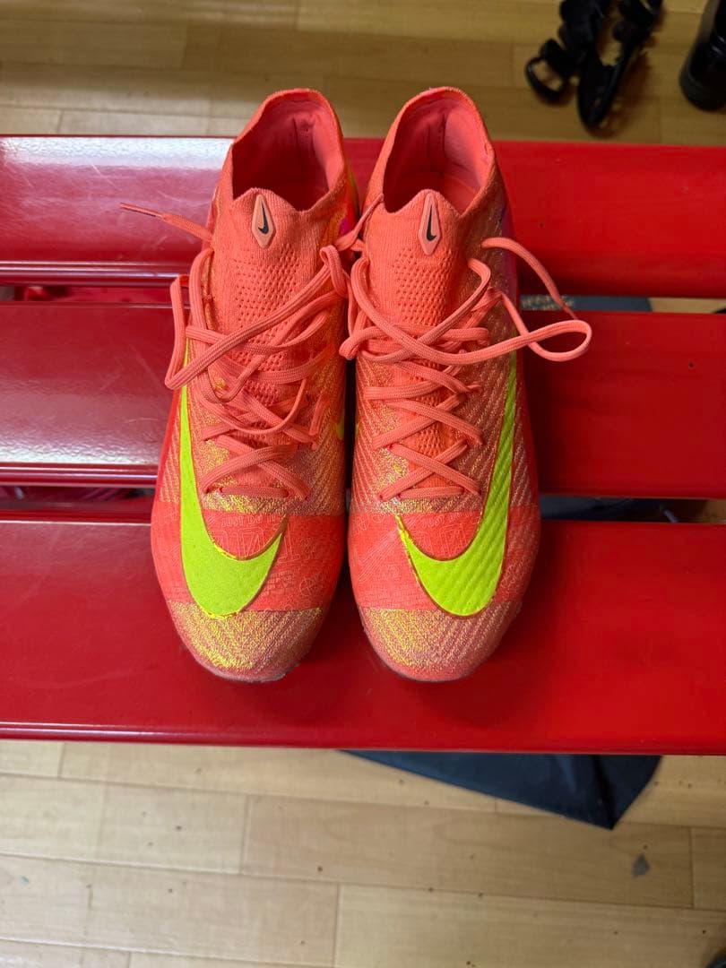 Nike Mercurial ナイキ マーキュリアルヴェイパー16 FG