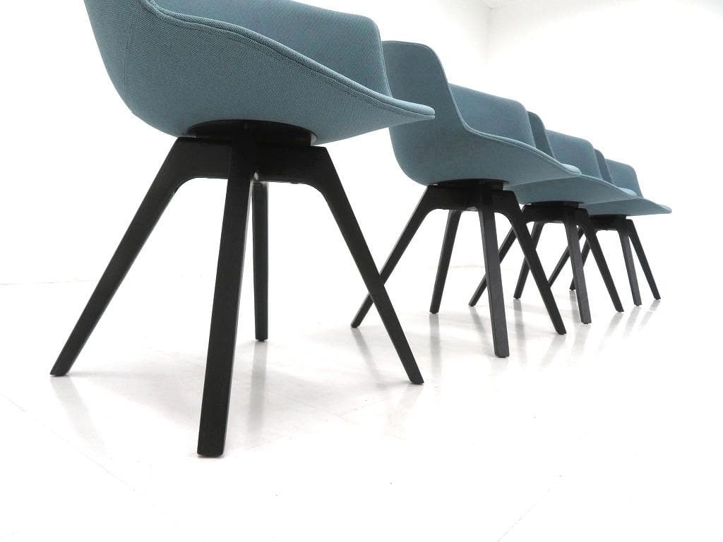 展示品　ヴェネルボ　モダン　ダイニングチェア　4脚セット　イス　チェア