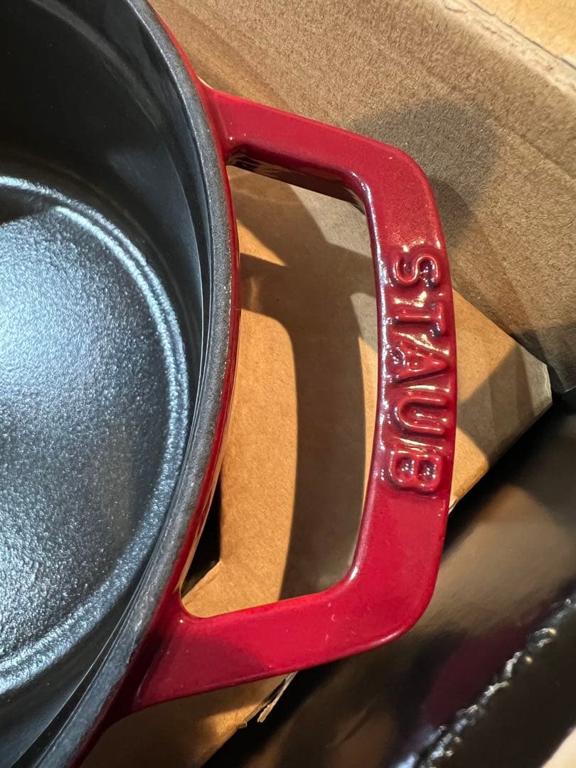 STAUB ココットラウンド　22cm チェリー　新品未使用
