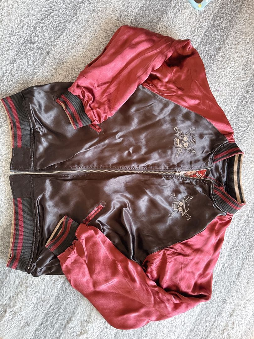 スカジャン 海の波とキャラクター刺繍