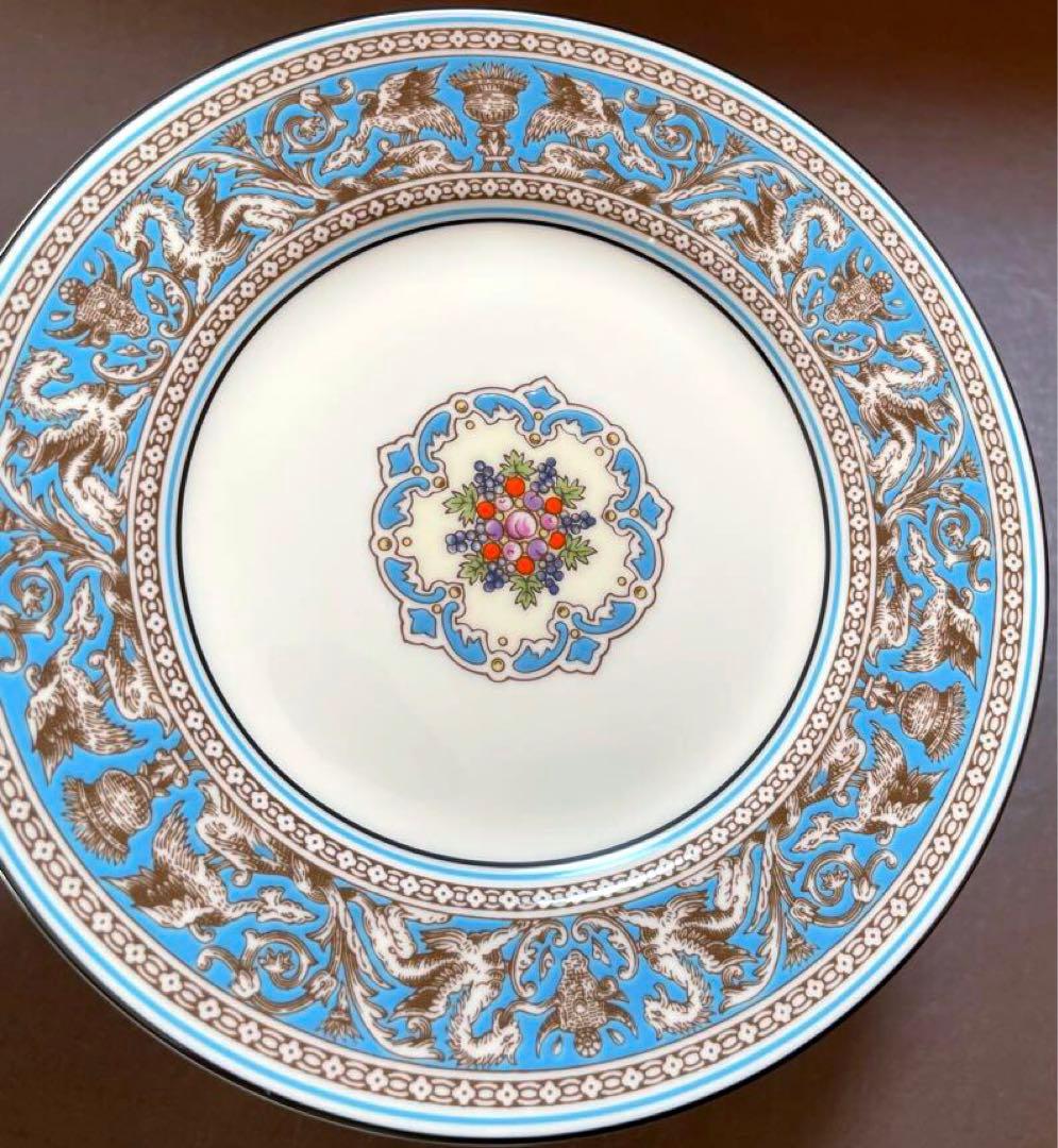 ウェッジウッドフロレンティーンターコイズプレート4枚17.5cm黒壺未使用近美品