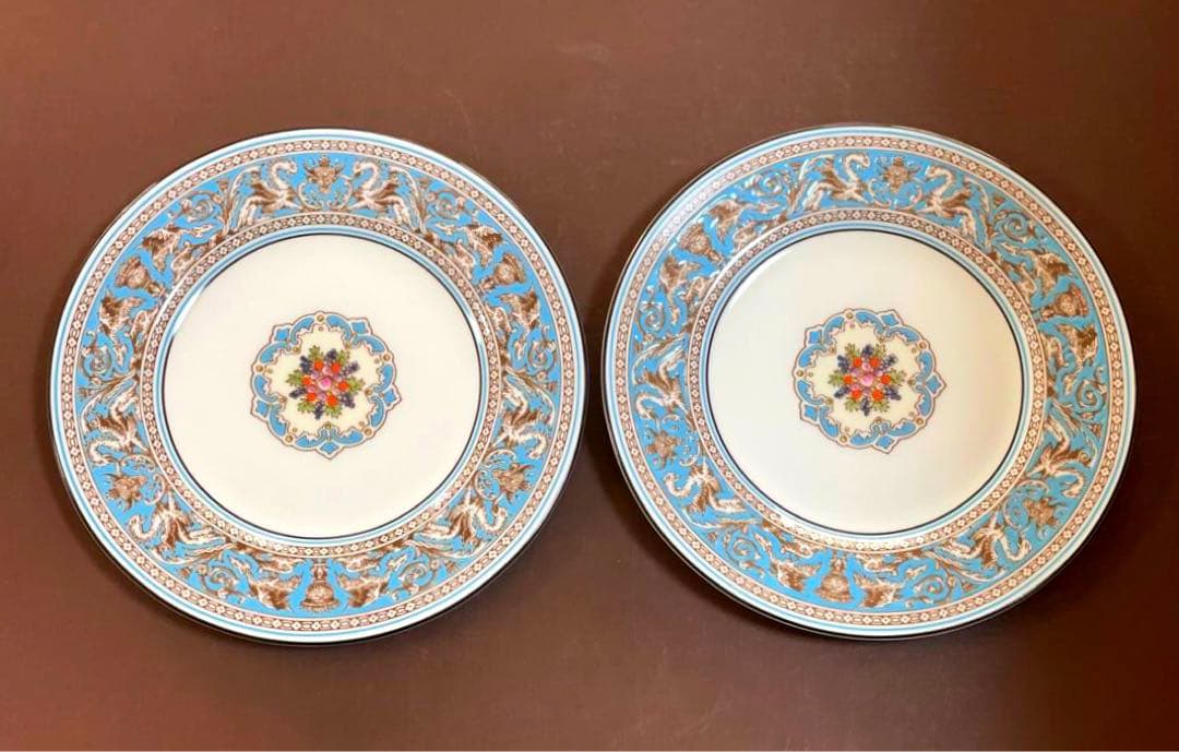 ウェッジウッドフロレンティーンターコイズプレート4枚17.5cm黒壺未使用近美品