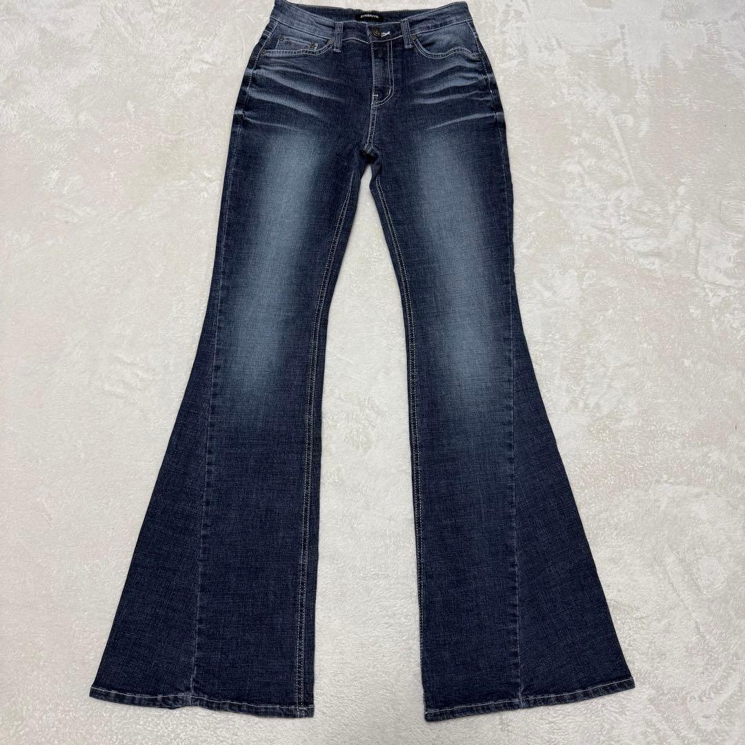 極美品　SYNERJYN シナジン　カットウォッシングデニムパンツ　フレア　M