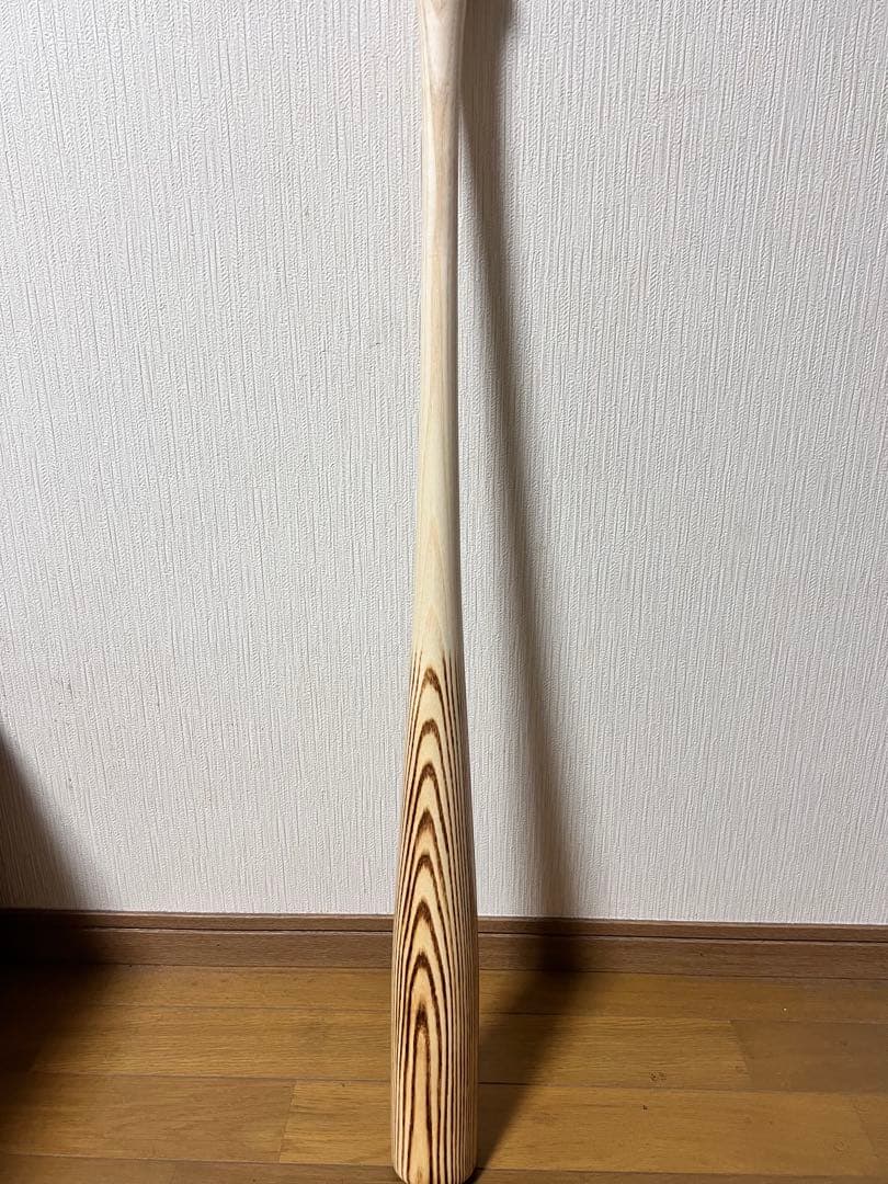 NPB菊池涼介 硬式ミズノバット 木製