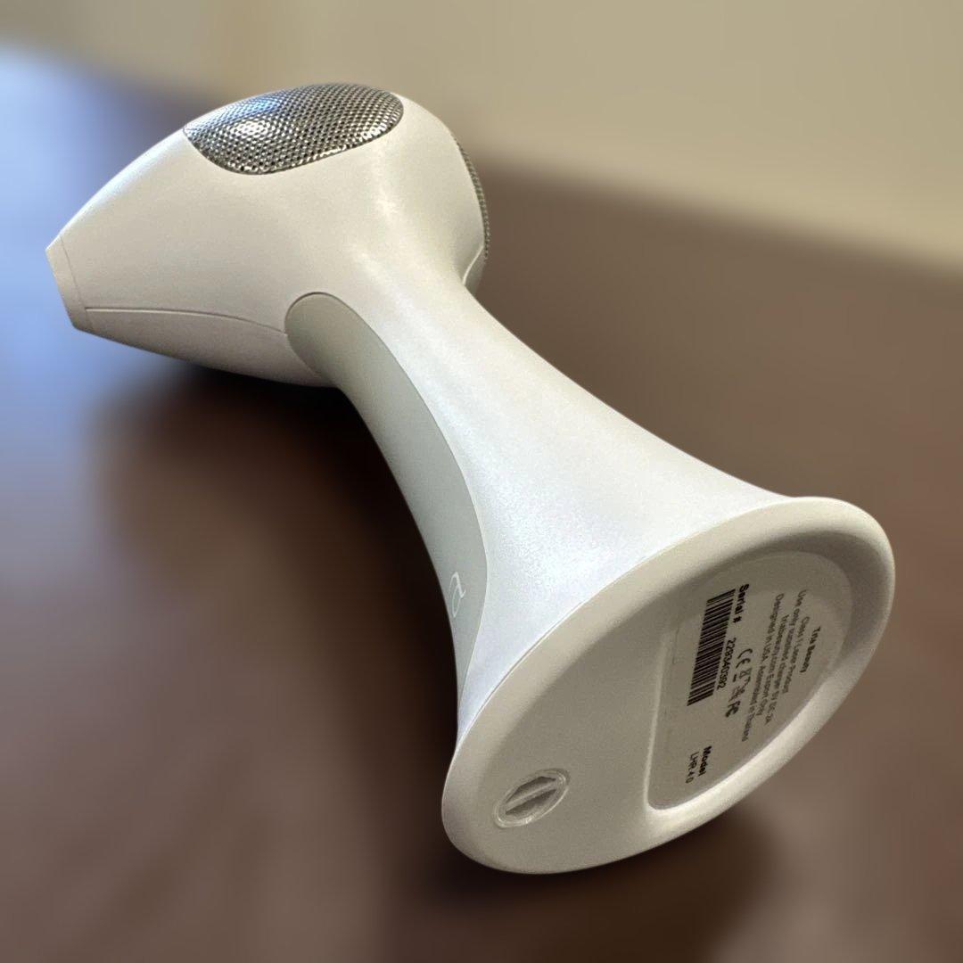 訳あり　本体のみ　トリア 脱毛器 スイッチ反応悪い