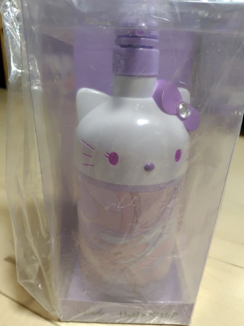 i*˙様 Rady ハローキティ　ボトル　ディスペンサー　セット