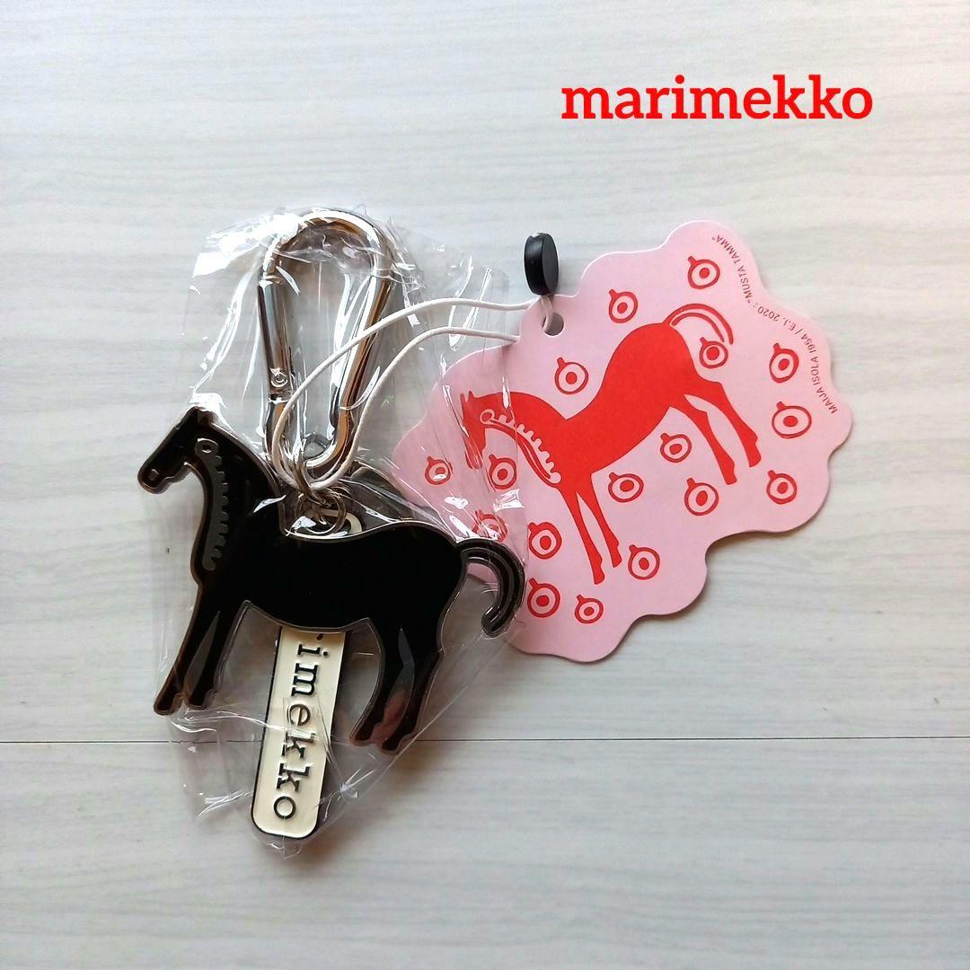 ✨新品✨マリメッコ ムスタタンマ キーチェーン