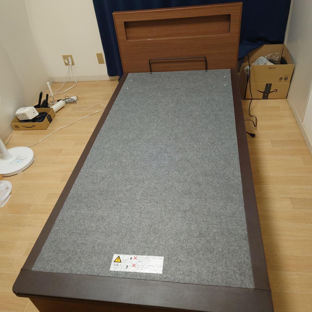 シングル木製ベッドフレーム ヘッドボード付き