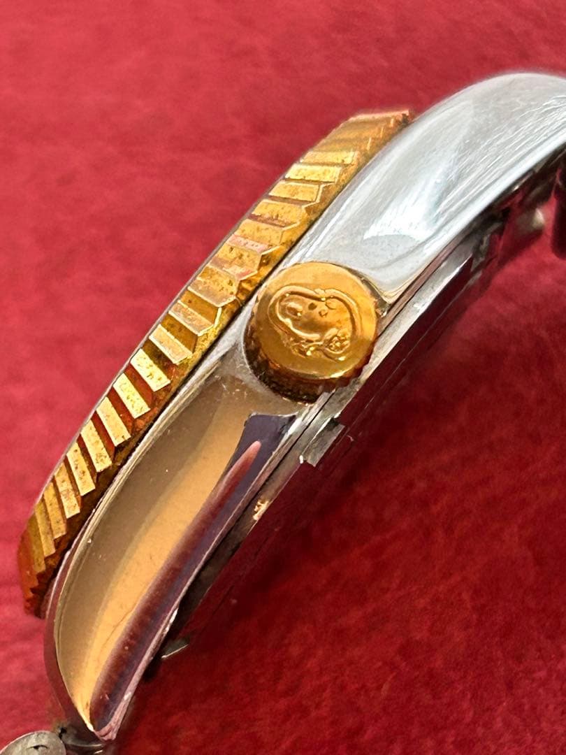 SNOOPY スヌーピー 腕時計 クォーツ限定品チャーミングアイ