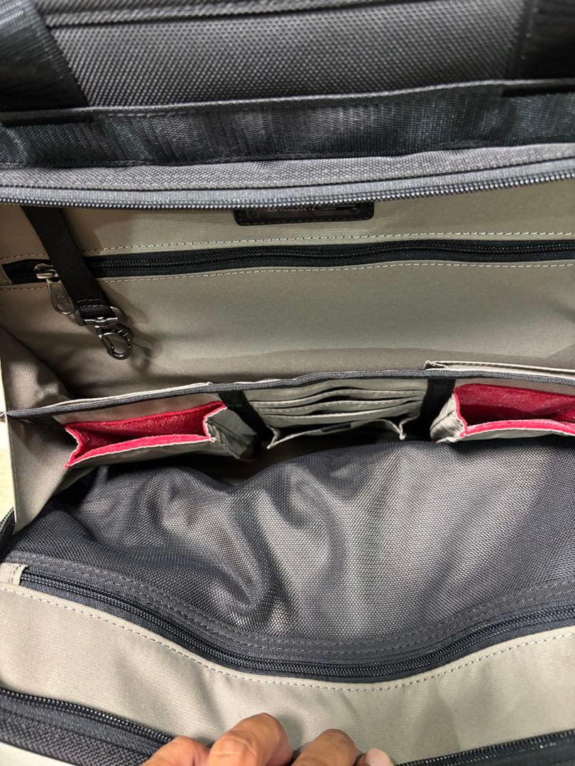 『値下げしました』Victorinox ブラック キャリーケース 中型