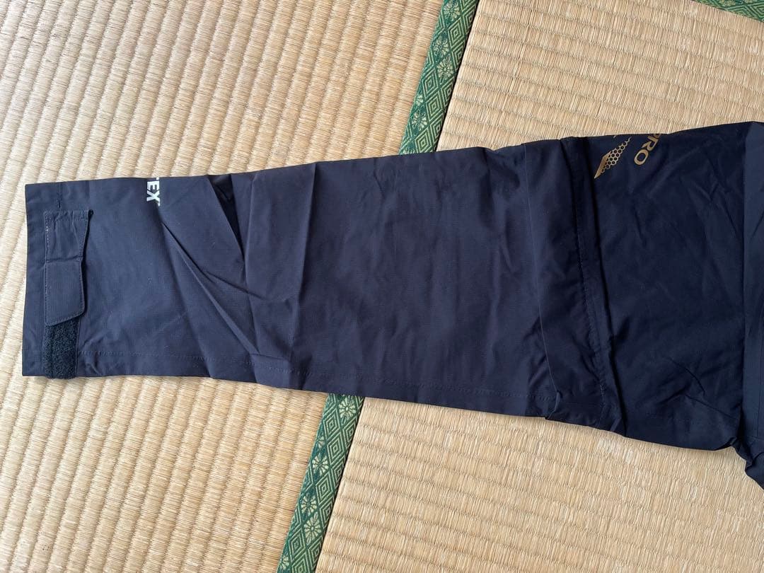 Shimano リミテッドプロ ゴアテックス レインジャケット（ショート）