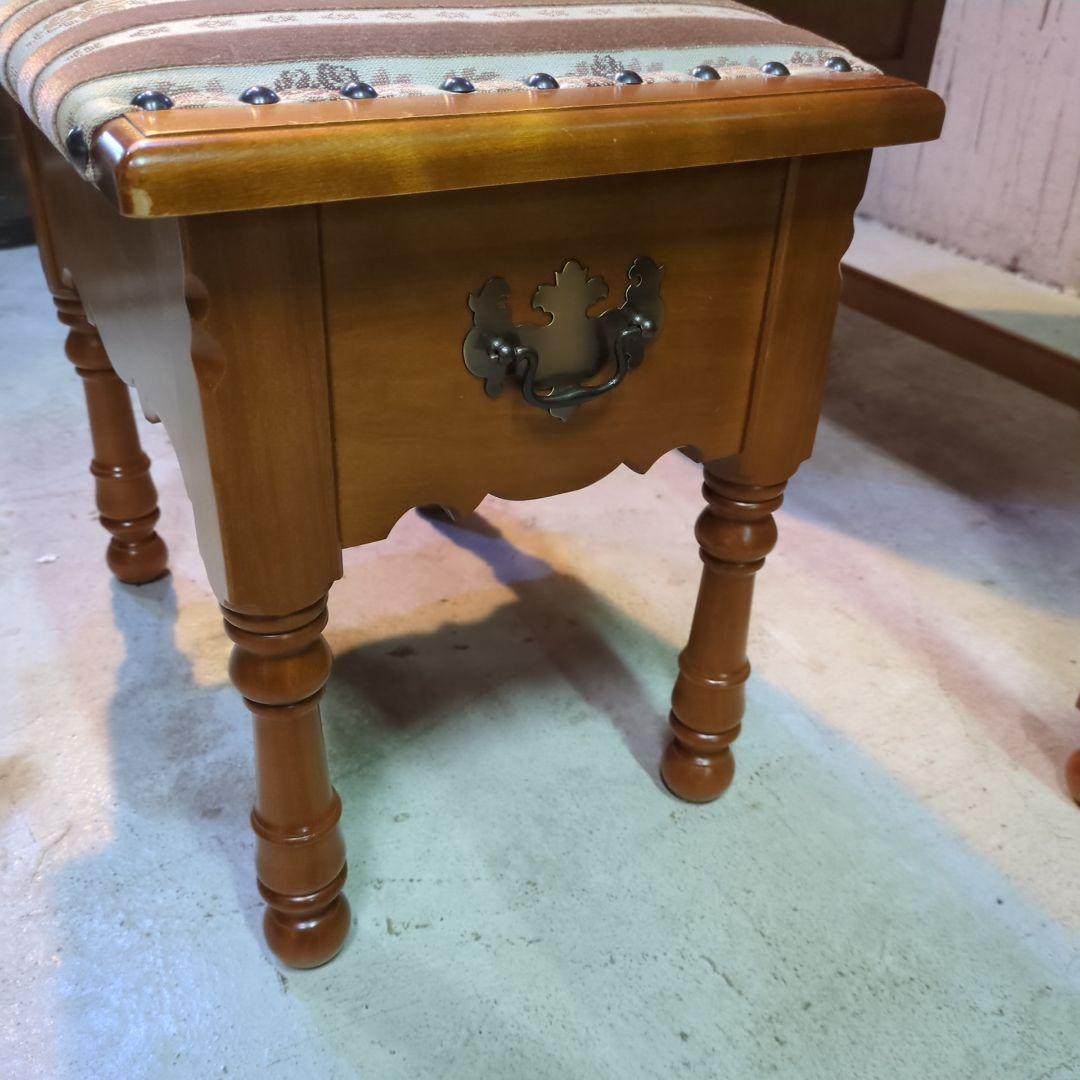 横浜ダニエル ドレッサー 鏡台 丸型ミラー ビンテージ アーリーアメリカン