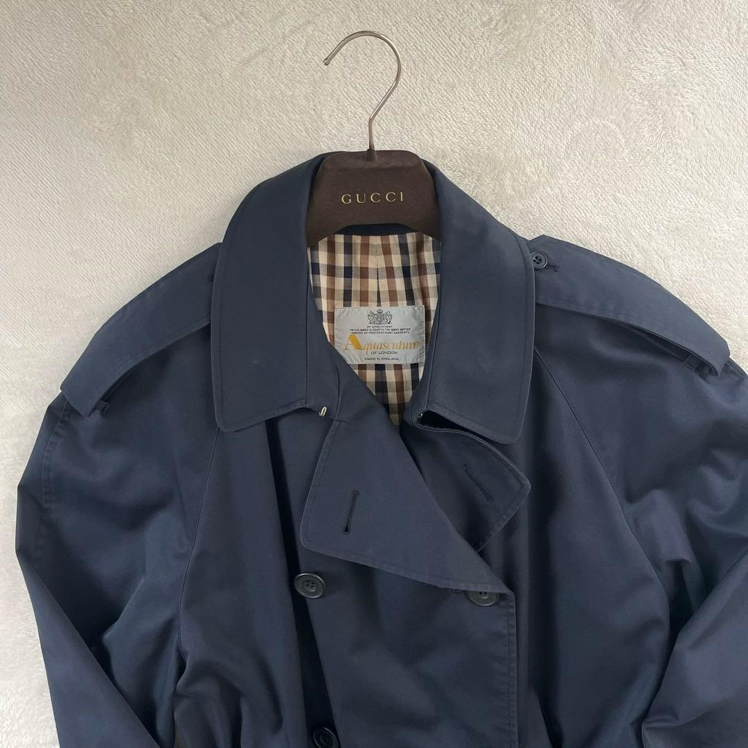 ★アクアスキュータム　トレンチコート　ネイビー　クラブチェック　ベルト