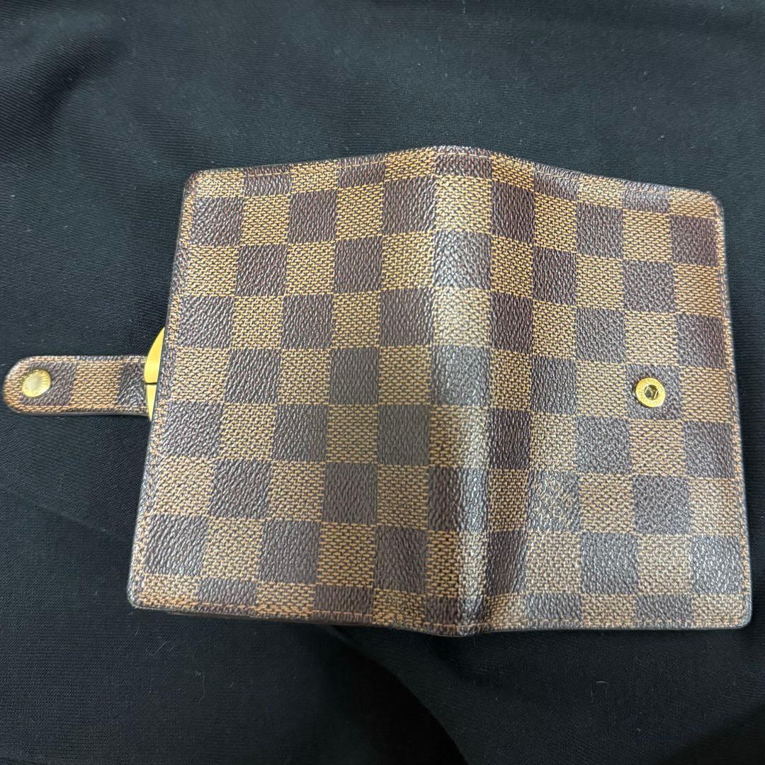 ルイビトンダミエ二つ折り財布がま口