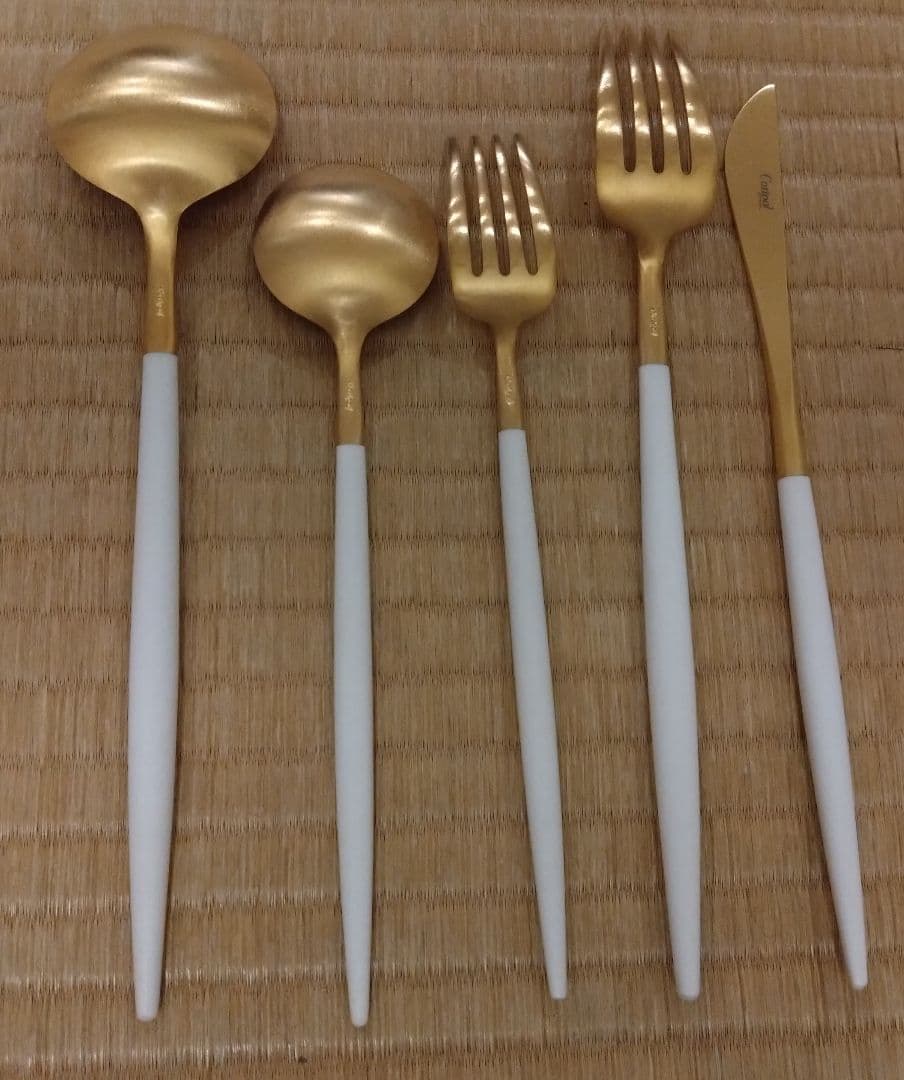 クチポール　ホワイト×ゴールドカトラリー各種セット 5点