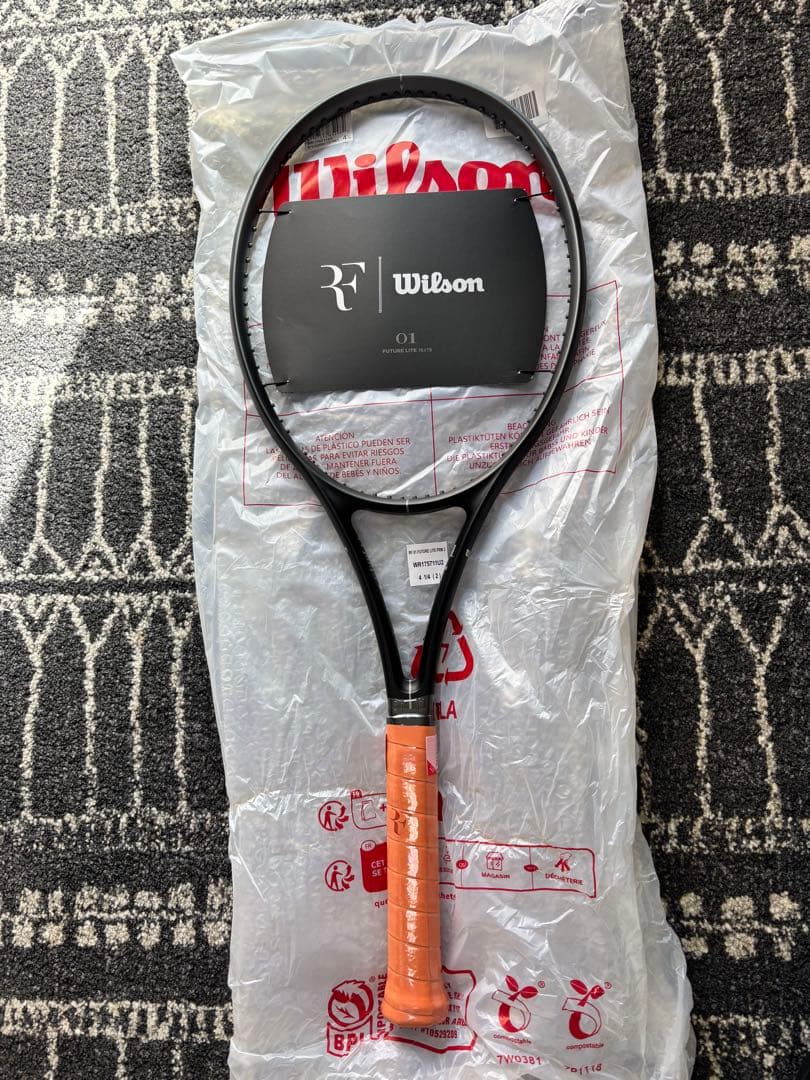 Wilson RF Future Lite テニスラケット