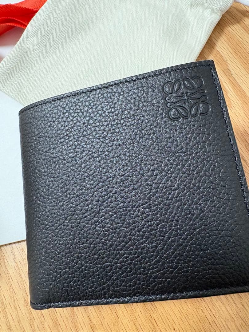 【新品未使用】★値下げ★LOEWE 二つ折り財布 小銭入れ
