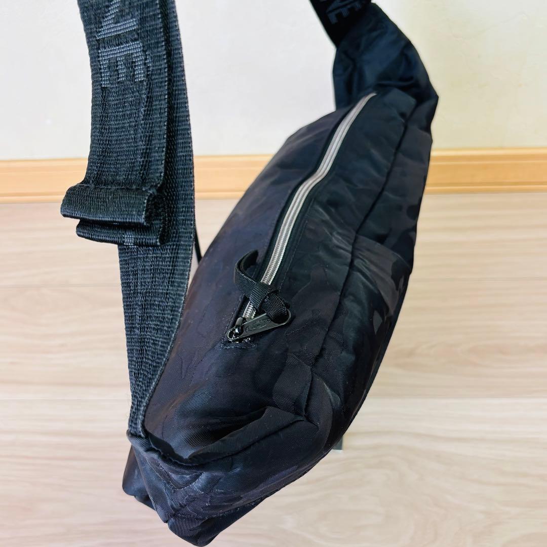 MAISON KITUSNE メゾンキツネ EASTPAK コラボ ボディバック