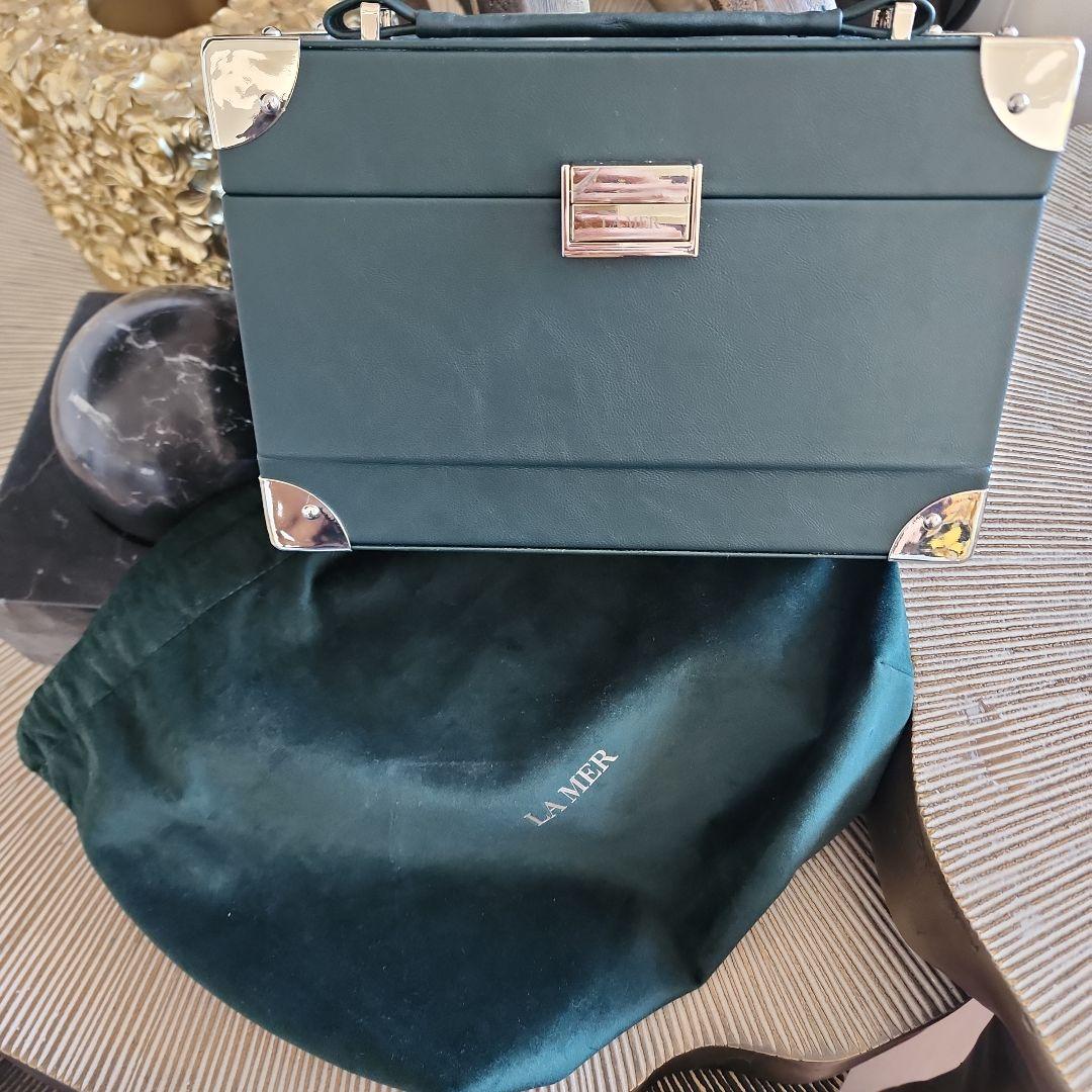 LA MER アクセサリー、メークアップケース グリーン新品