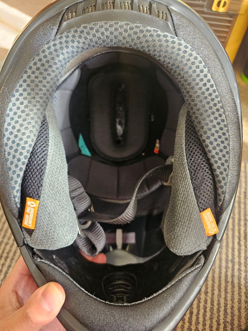 アライ　ヘルメット　ツアークロス3 　Lサイズ