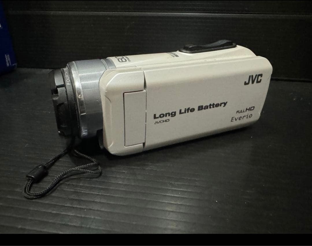 JVC ビデオカメラ『GZ-F200-W』