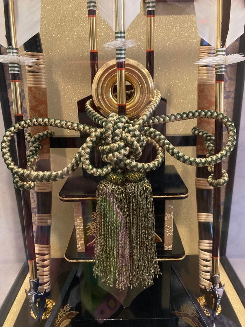 超美品　五月人形　鎧兜　一式　彫金　格式高い　仕上げ　破魔弓もお付けします