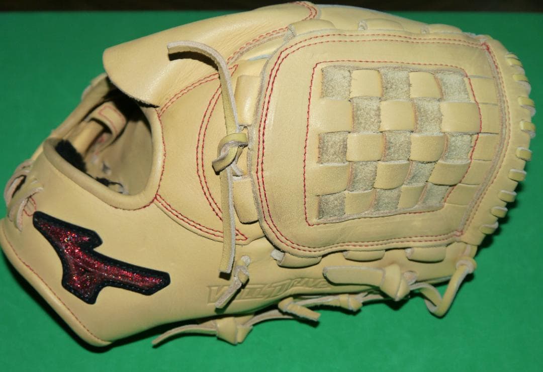 ミズノ WillDrive 軟式野球グローブ ベージュ