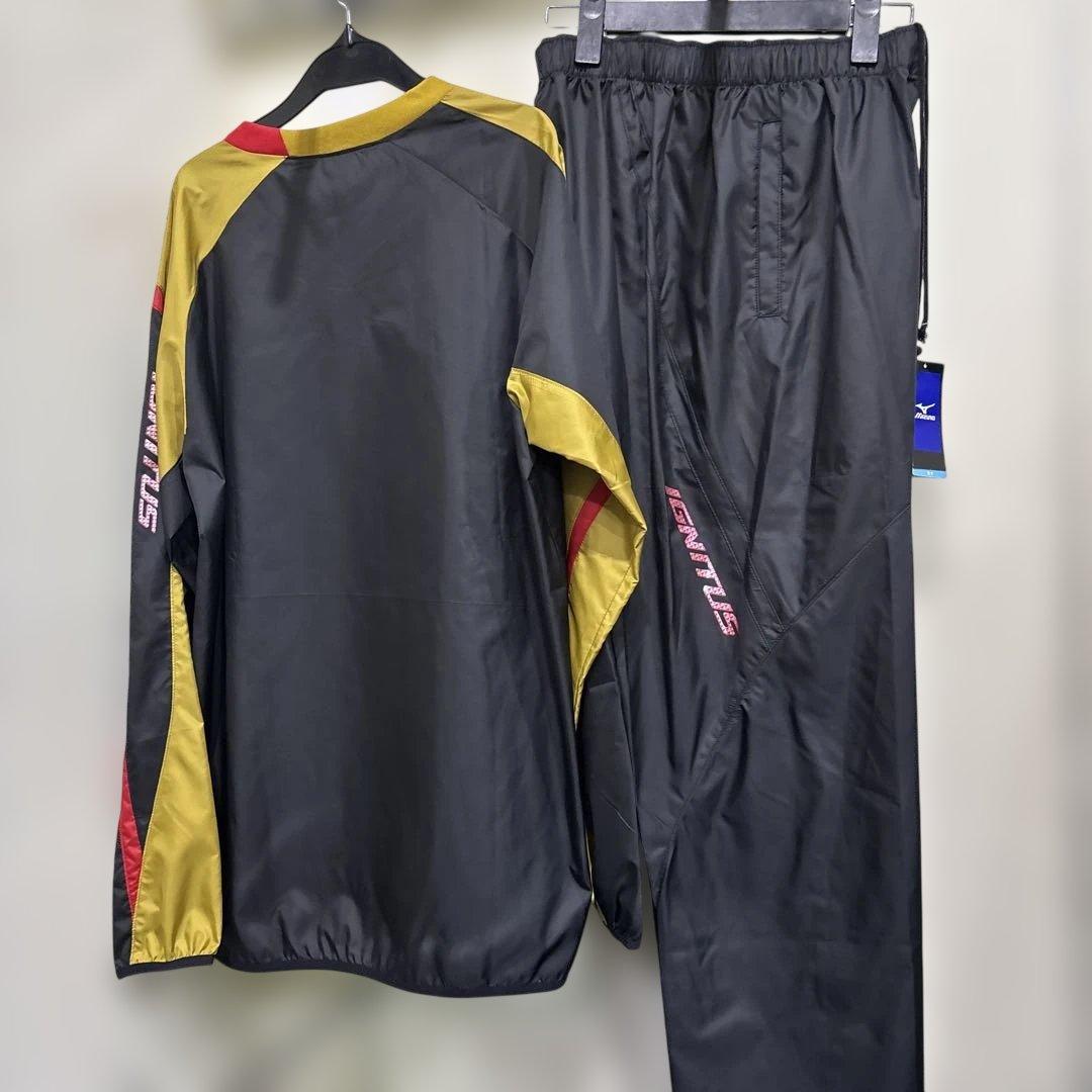 ミズノサッカーピステ上下新品