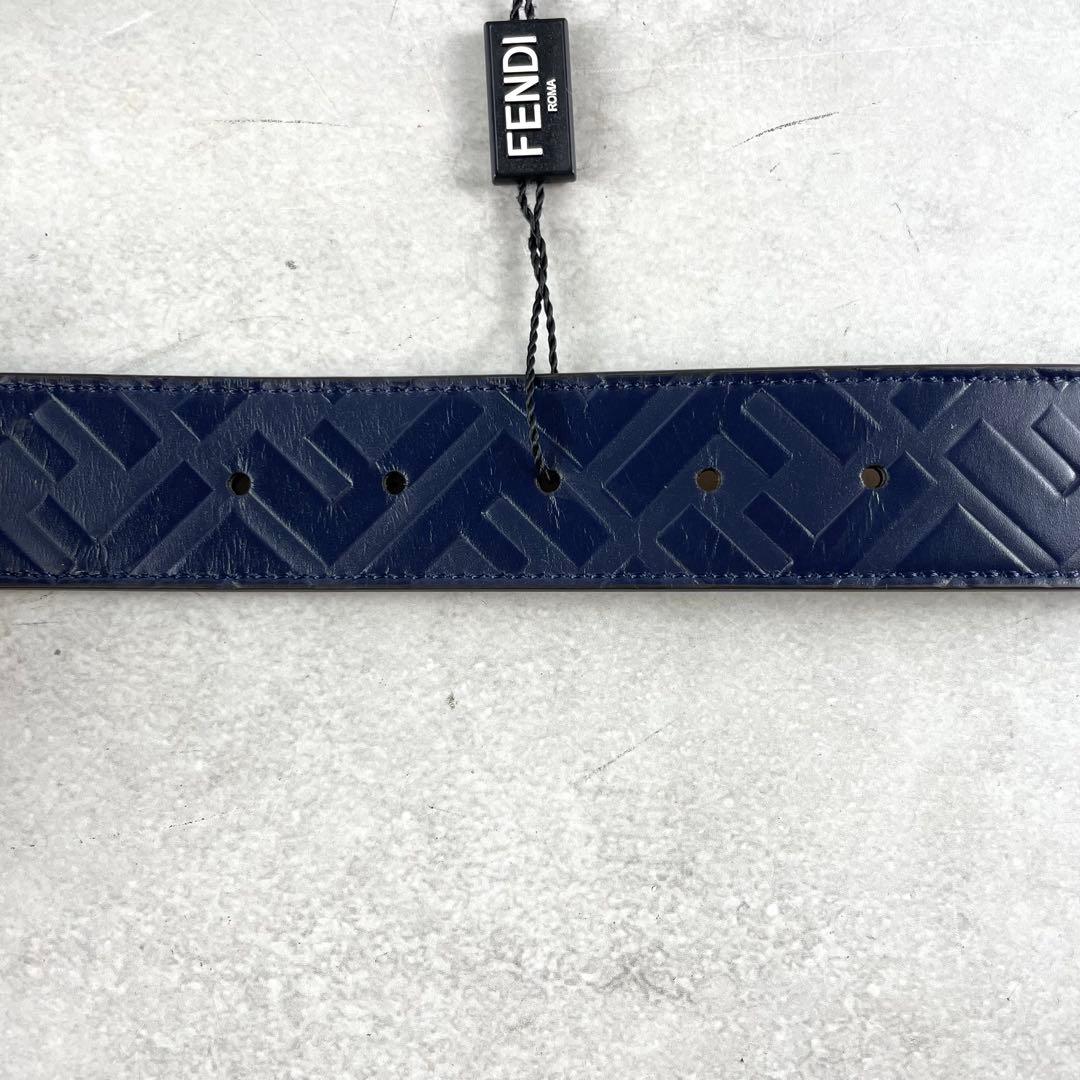 未使用✨ フェンディ FENDI ベルト ズッカ柄 エンボス レザー ネイビー