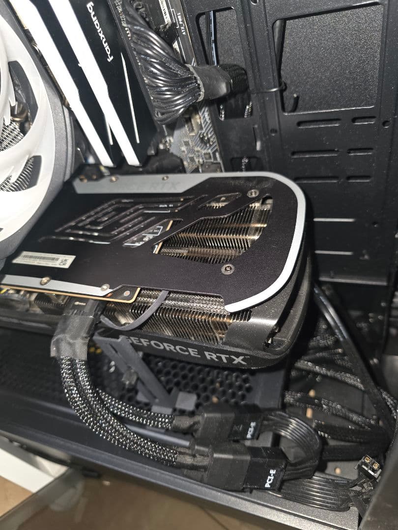 フ*ト様 ZOTAC GAMING GeForce RTX 4080 Super