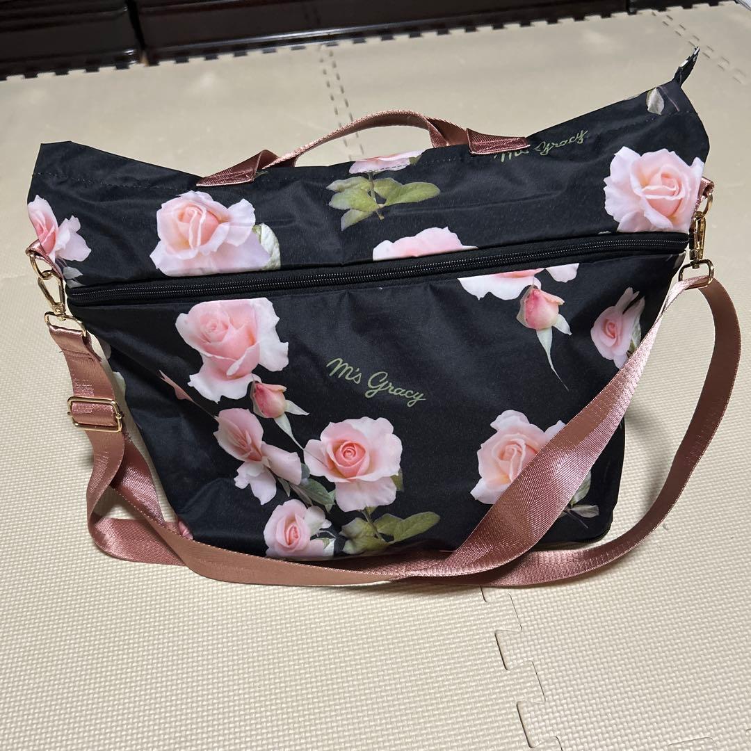 Ms Gracy 花柄キャリーケース