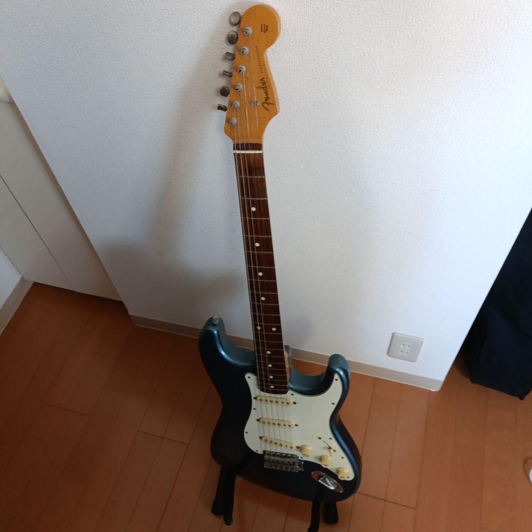 な*必様 Fender Stratocaster メタリックブルー