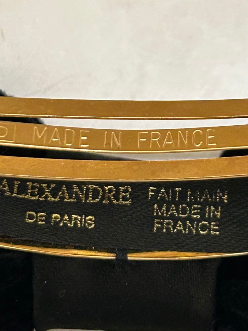 ALEXANDRE DE PARIS ブラックヘアアクセサリー最終お値下げ✨